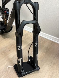 2025 Marzocchi Bomber Z1