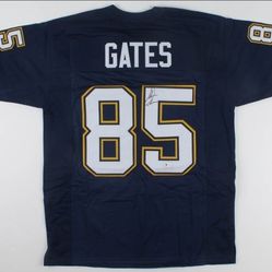 Antonio Gates Signed Los Angeles Chargers Jersey (Beckett COA)