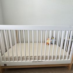 Crib And Mattress 