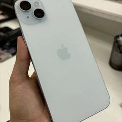 iPhone 15 plus 128gb
