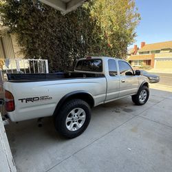 Clean Tittle