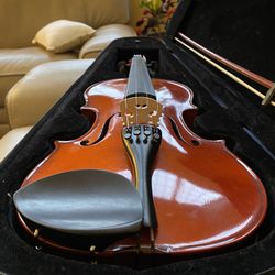 Violin 4/4 with bow