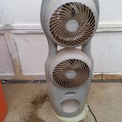 Holmes Dual Fan High Power Tower Fan WORKS PERFECT 
