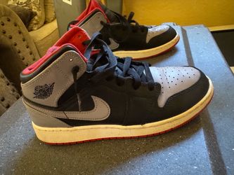 Air Jordan 1 Mid GS 'Bred Shadow' 5.5Y/ Women’s 7