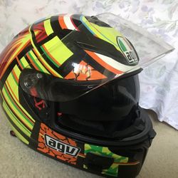 are scorpion exo helmets good EXO R430 Full Face Helmet Solid Black XS