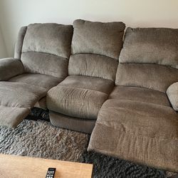 Sofa Recliner Great Condition $100