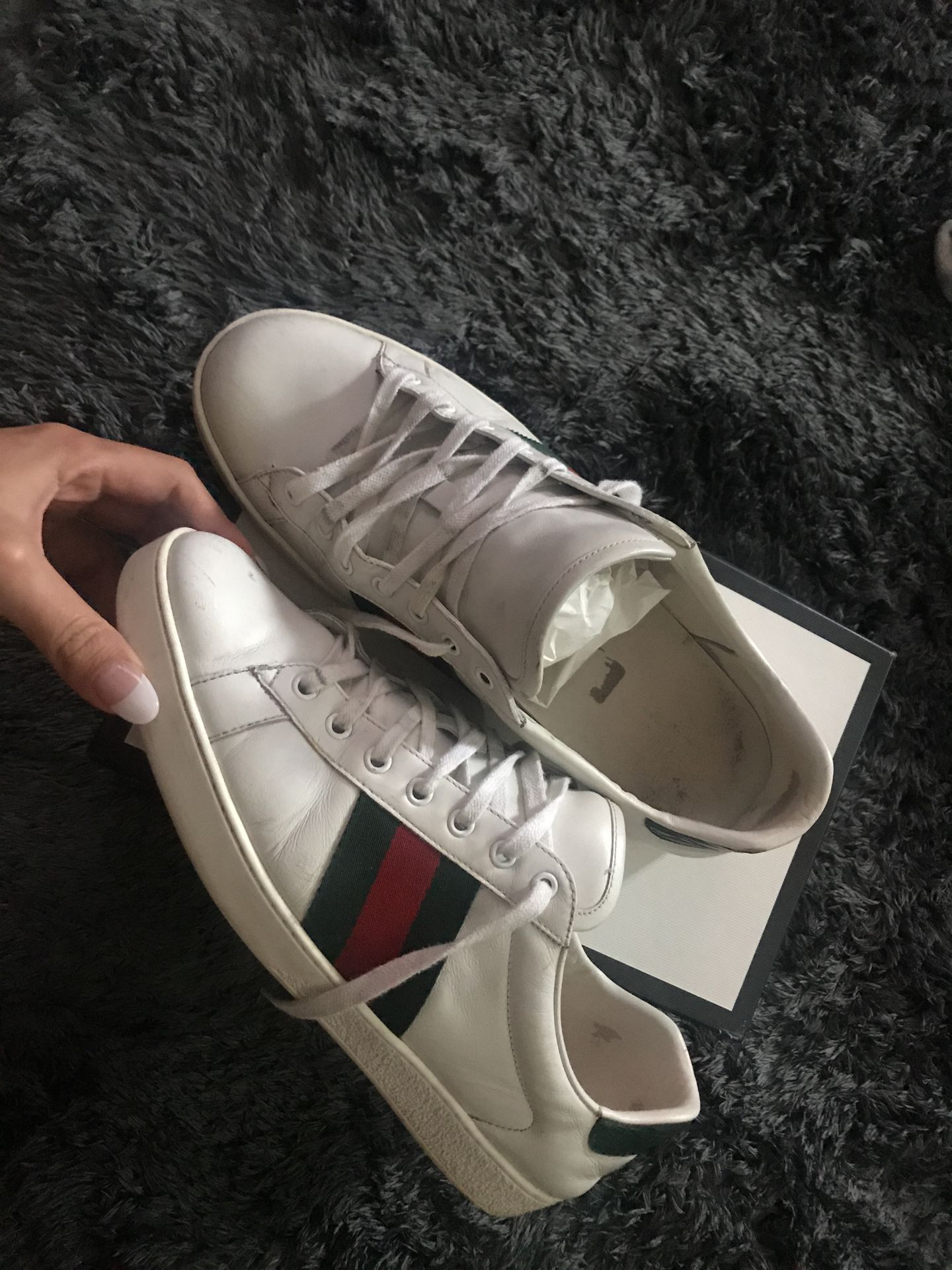 Men’s authentic Gucci ace sneakers size 11