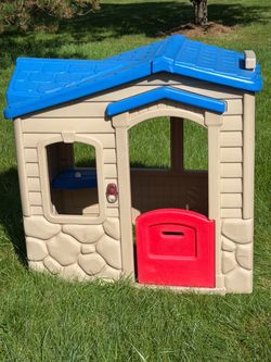 Little Tikes playhouse