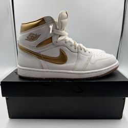 Air Jordan 1 Retro High Wings White / Metallic Gold – Size 10