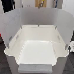 Modern Litter Box With Liners 