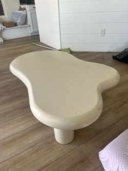 Cream Cloud Coffee Table – Playroom / Modern Organic Style