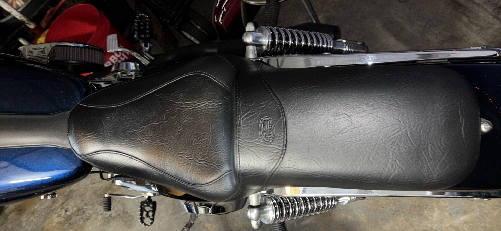 Mustang Step Up Seat 