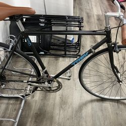 Trek 330 16-Speed Hybrid Road Bike