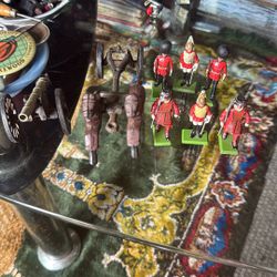 Iron Horse Cannon And Army Men 6 Figures Vintage Toy