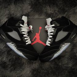 Jordan 5 Metallic