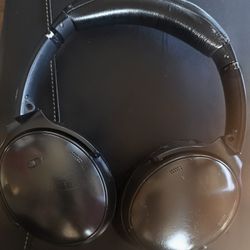 Bose Quiet Comfort Headphones