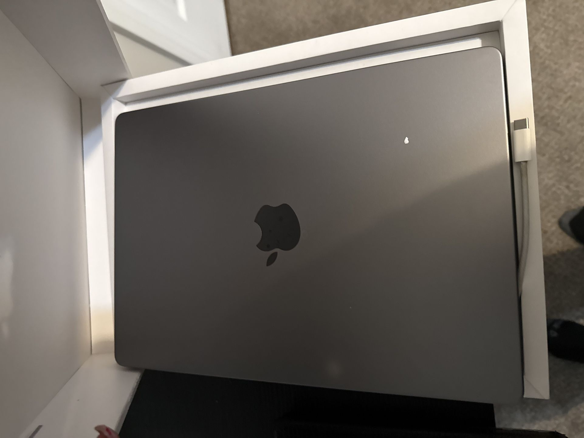 Apple Laptop