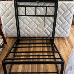 Twin Bed With Bedframe