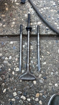 Demolition hammer bits