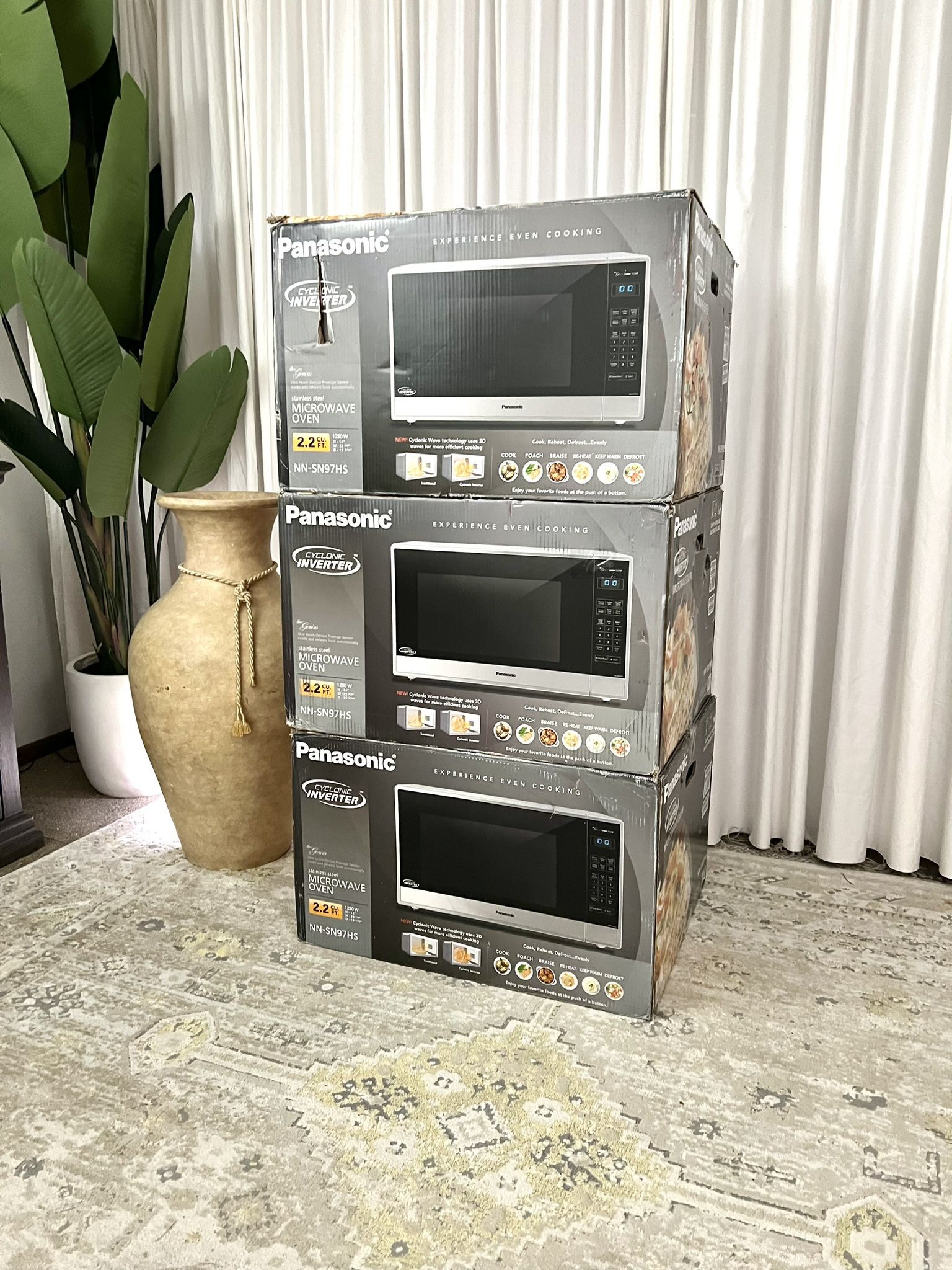 Panasonic Family Size 2.2CuFt Countertop Microwave Oven with Cyclonic Inverter Technology NN-SN97HS