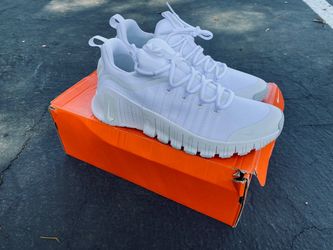 Nike Shoes New