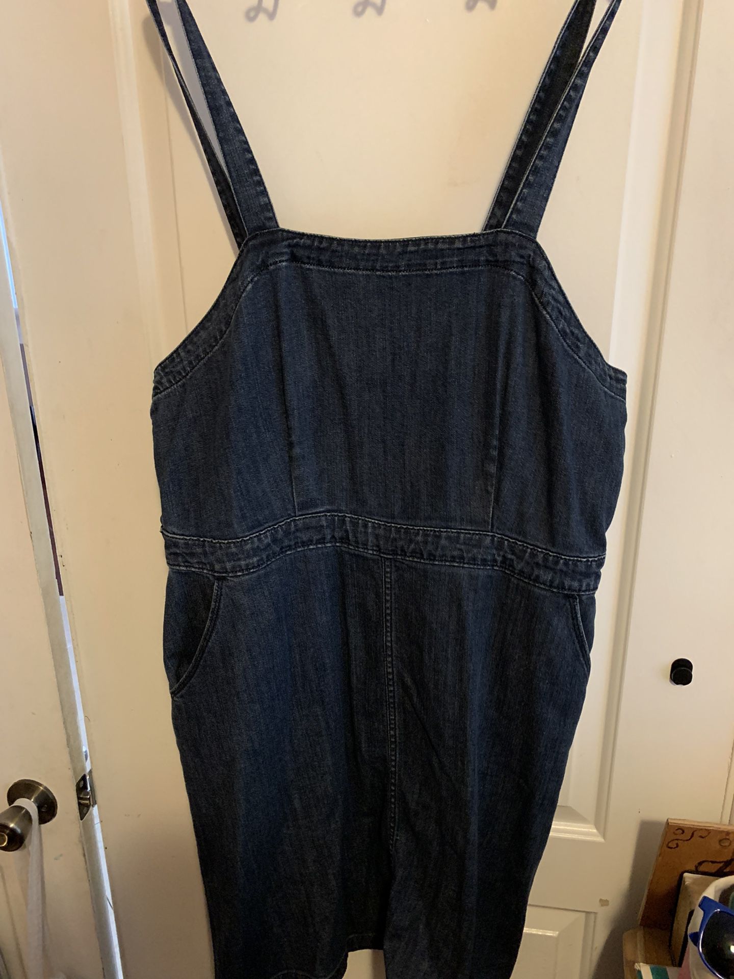 Overall Dress With Pockets And Adjustable Straps 