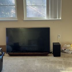 45 Inch LG Tv With Soundbar And Subwoofer