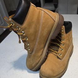 Timberland Kids Waterproof Ankle Boot Size 5 - Wheat