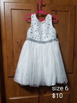 Girls dress