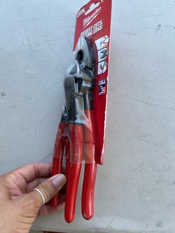 Milwaukee pliers