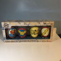 DC Pint Glass Set