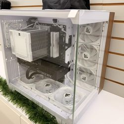 Gaming PC 1TB 32ram 5070 RTX