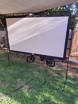 OEG Outdoor Movie Screen 