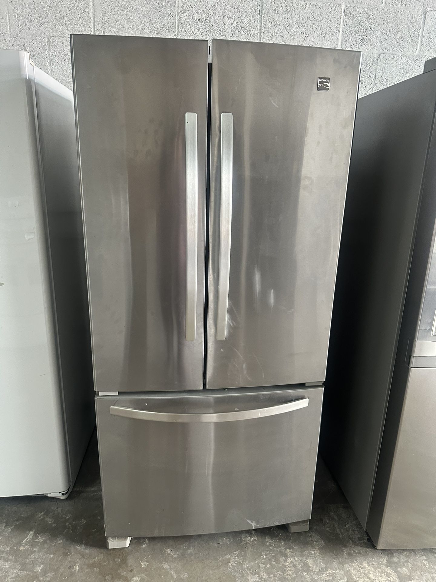 33 Wide French Door Refrigerator