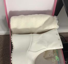 Dolls Kill White Platform boots with detachable leg warmers