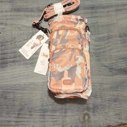 New Lug Bottle Bag