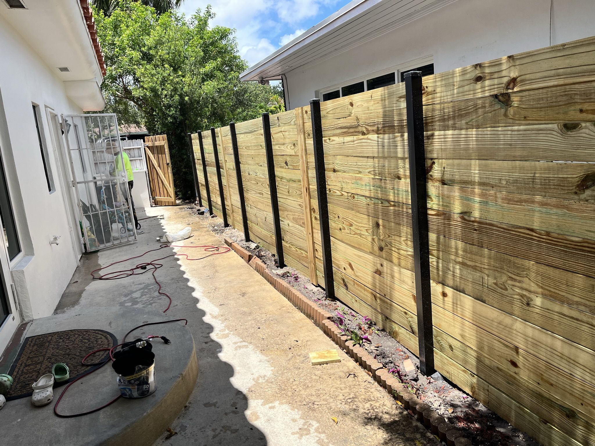 Wood Fence / Durafence