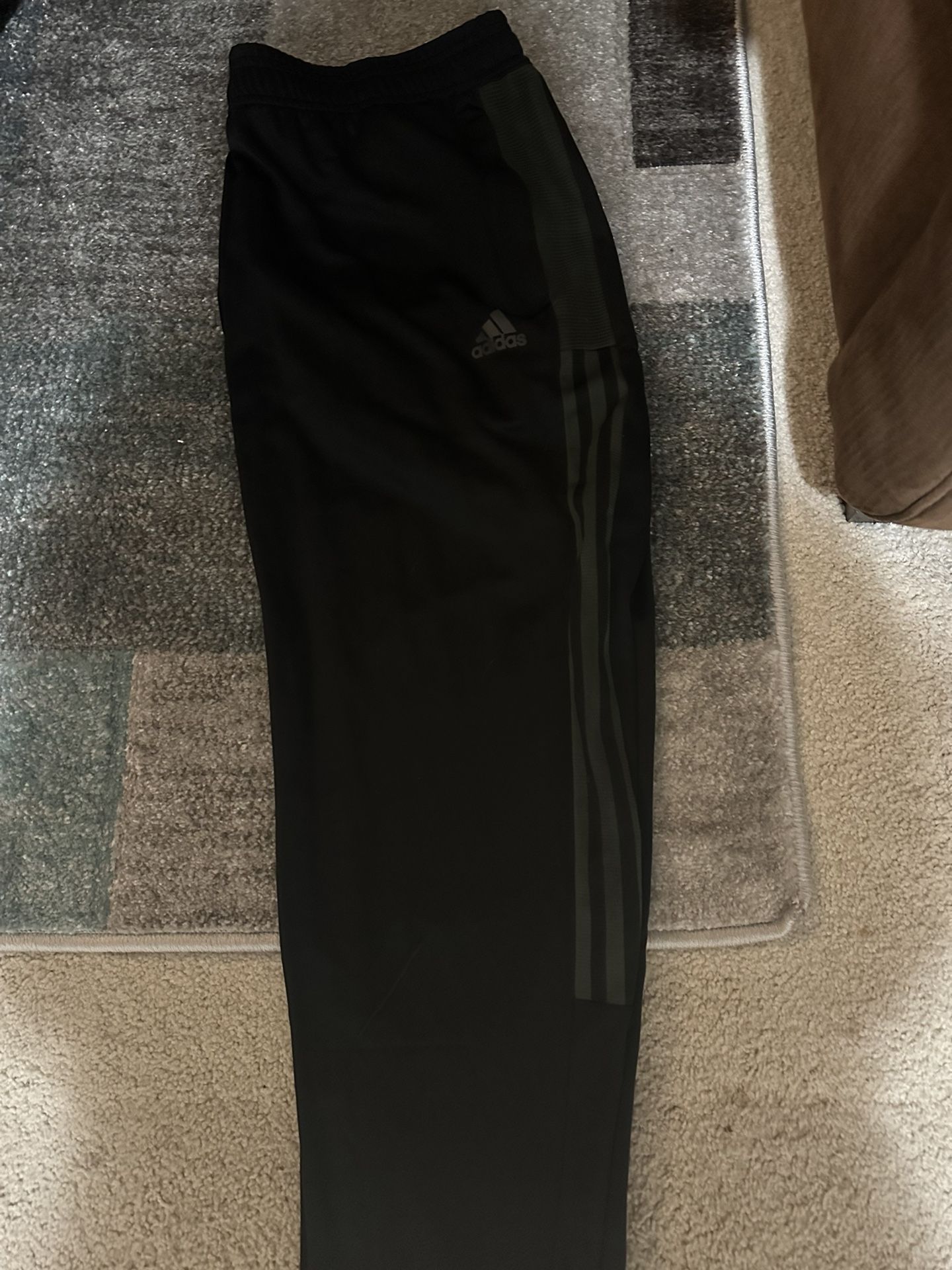  Women’s Adidas XL 