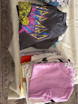 Girls Size (7/8) Shirts. Name brand T-shirts