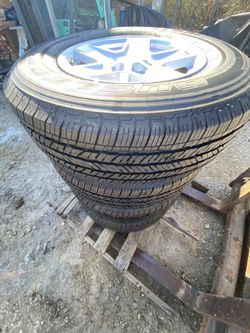 BRIGDESTONE JEEP TIRES. 