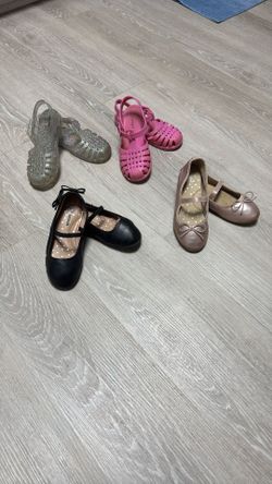 Shoes, Sandals