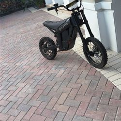 This Is A Tuttio With Custom Handlebars No Front Brake For Wheelies