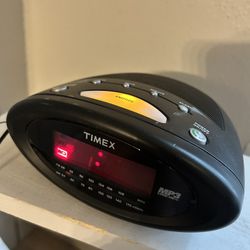 TIMEX AM/FM DIGITAL CLOCK RADIO