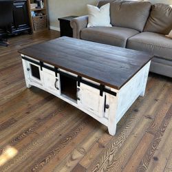 Farmhouse Coffee Table 
