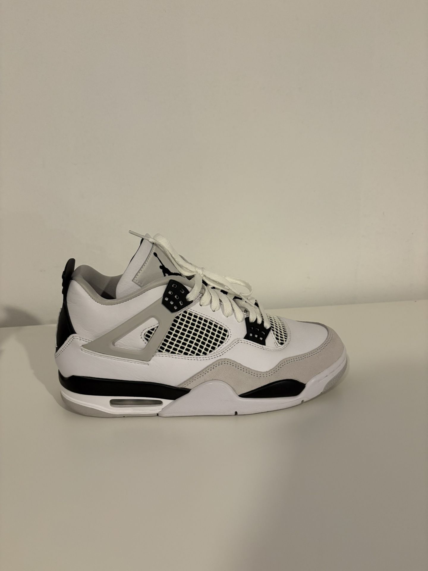 Jordan Retro 4 Military White 