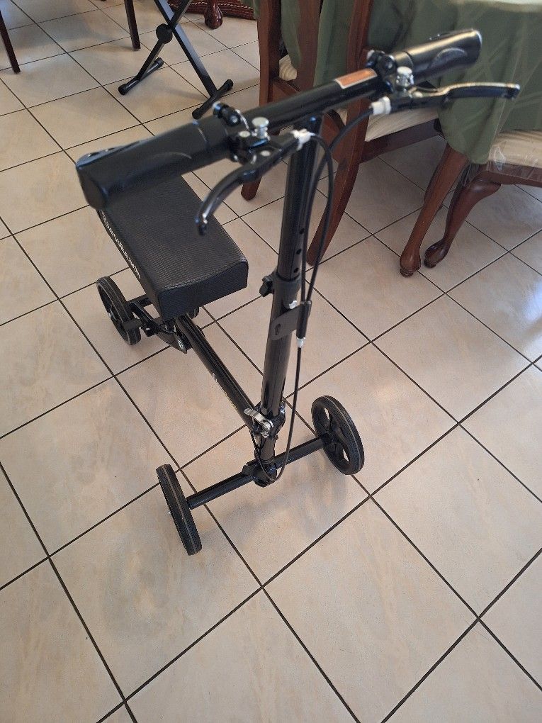 Knee Scooter