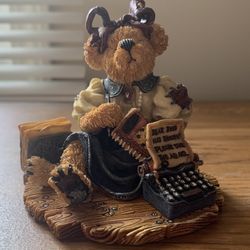 Boyd’s Bears Ms Friday Dear Boss