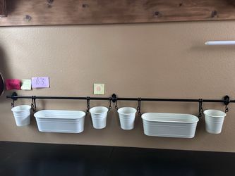Wall mount storage organizer