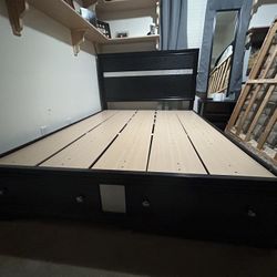 Black Queen Sized Bed With Storage Drawers 