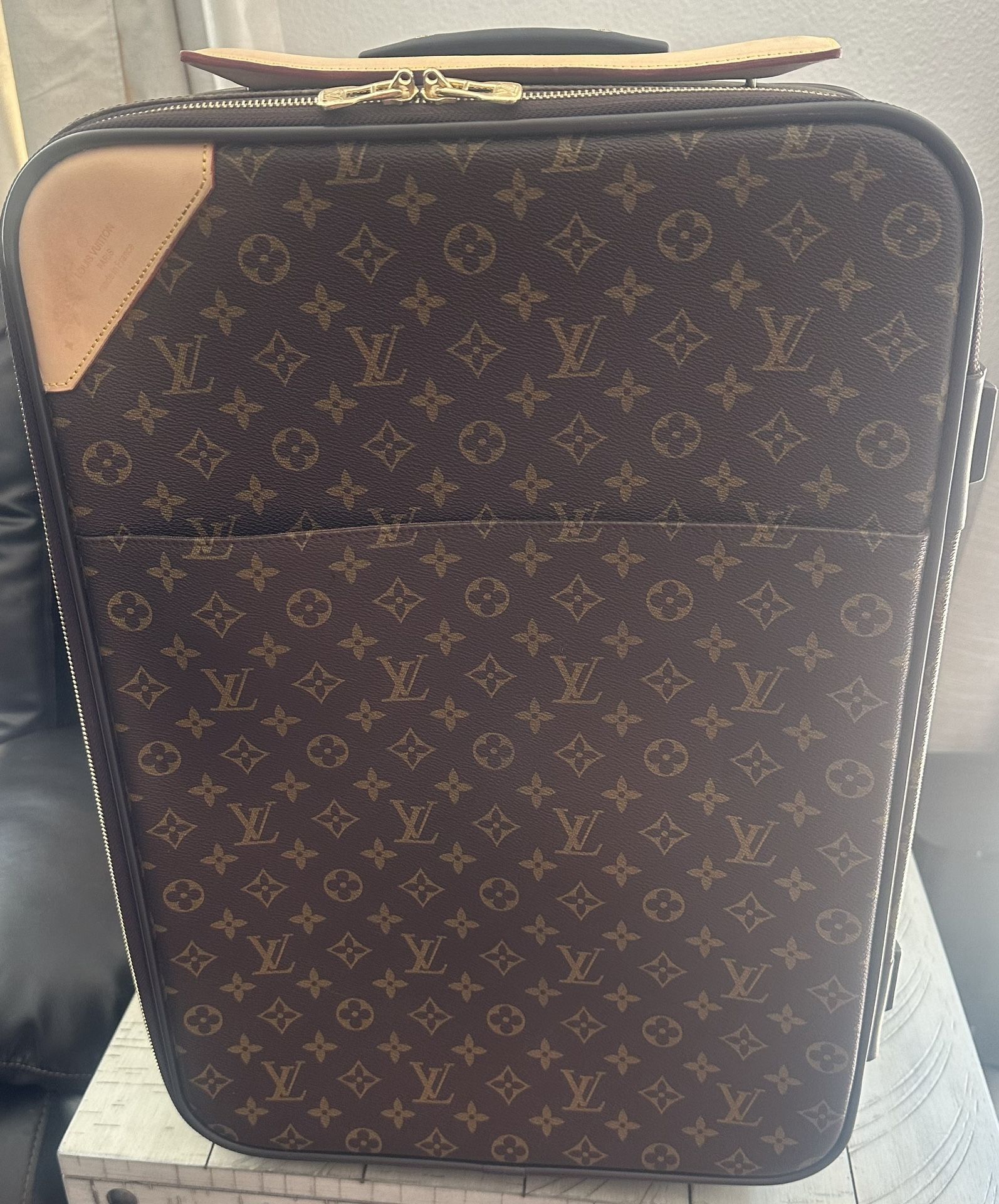 Louis Vuitton Used Luggage For Sale